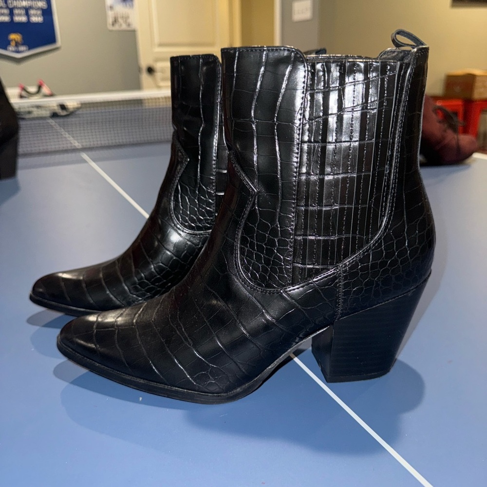 Black Booties Crocodile Cowboy Cowgirl Boots